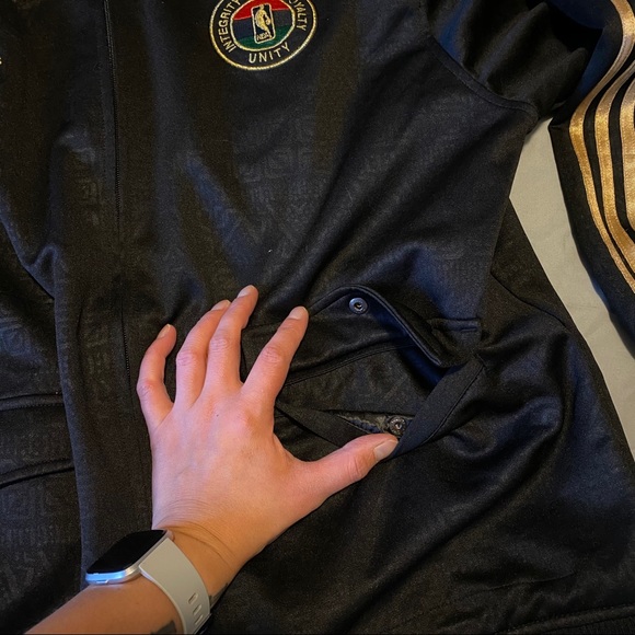 RARE NBA Adidas Integrity Loyalty Unity Coat EUC - Picture 4 of 8